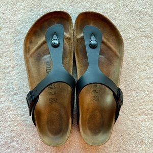 Birkenstock Gizeh sandals. Size 40 black